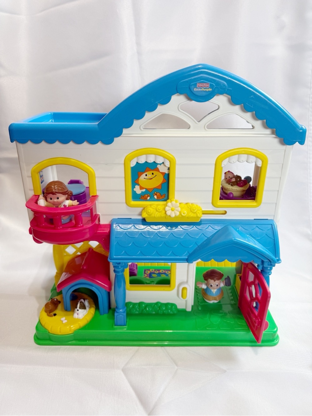 Vintage Fisher-Price Little People House Playset w/ Figures & Accessories